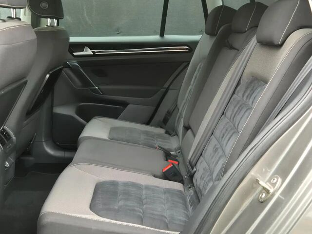 Фольксваген Гольф Спортсван 2014 у Європі на Automoto.ua Сірий Фольксваген Гольф Спортсван, об'ємом двигуна 1.4 л та пробігом 130 тис. км за 14537 $, фото 6 на Automoto.ua