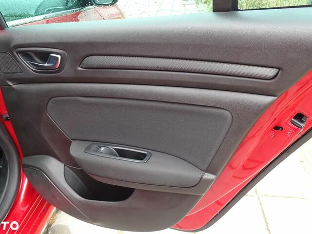 Рено Меган 2019 у Європі на Automoto.ua Рено Меган, об'ємом двигуна 1 л та пробігом 45 тис. км за 13051 $, фото 20 на Automoto.ua