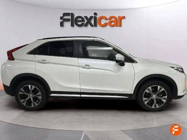 Міцубісі Eclipse Cross 2020 у Європі на Automoto.ua Білий Міцубісі Eclipse Cross, об'ємом двигуна 1.5 л та пробігом 21 тис. км за 21497 $, фото 1 на Automoto.ua