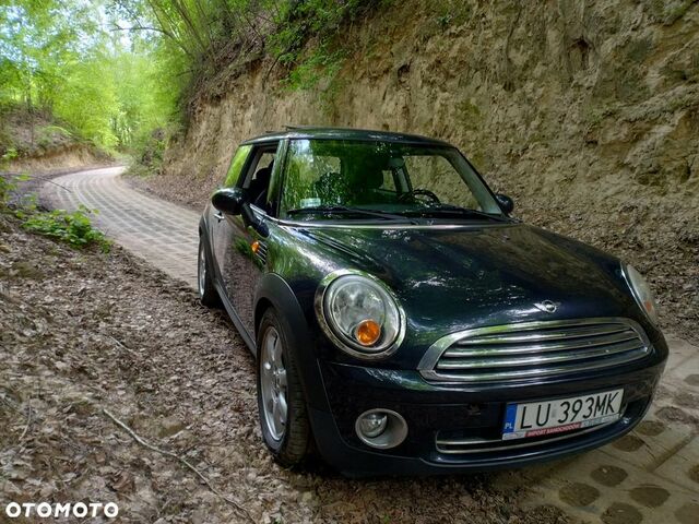 Міні Cooper, об'ємом двигуна 1.6 л та пробігом 195 тис. км за 3348 $, фото 4 на Automoto.ua