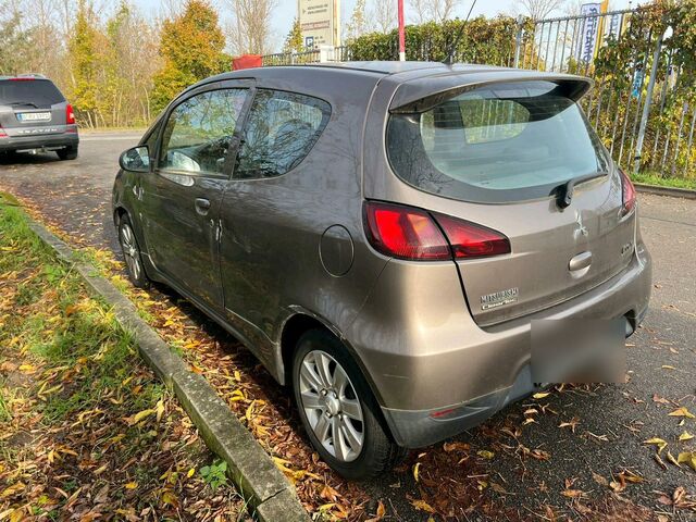 Міцубісі Кольт 2013 у Європі на Automoto.ua Коричневий Міцубісі Кольт, об'ємом двигуна 0 л та пробігом 67 тис. км за 1700 $, фото 2 на Automoto.ua