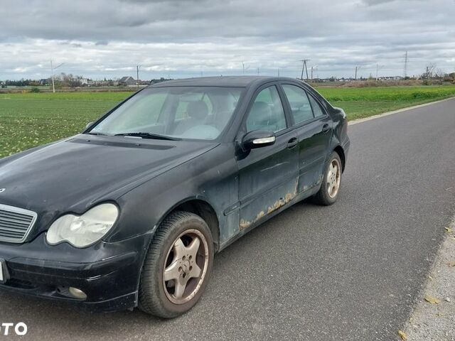Мерседес Ц-Класс 2001 в Европе на Automoto.ua Черный Мерседес Ц-Класс, объемом двигателя 1 л и пробегом 256 тыс. км за 557 $, фото 1 на Automoto.ua