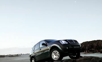 Cанг Йонг Rexton, Позашляховик / Кросовер 2007 - н.в. II RX 270 Xdi 4WD MT (163 Hp)