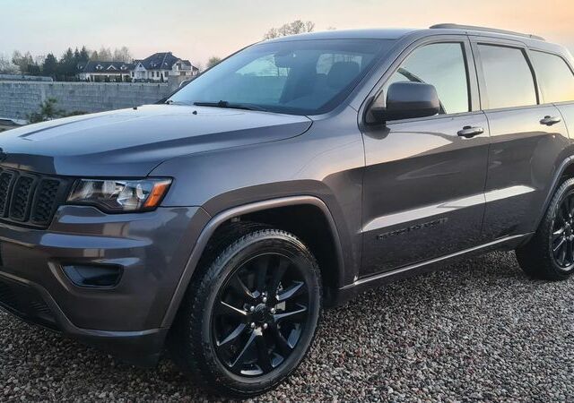 Джип Grand Cherokee, об'ємом двигуна 3.6 л та пробігом 108 тис. км за 22462 $, фото 1 на Automoto.ua