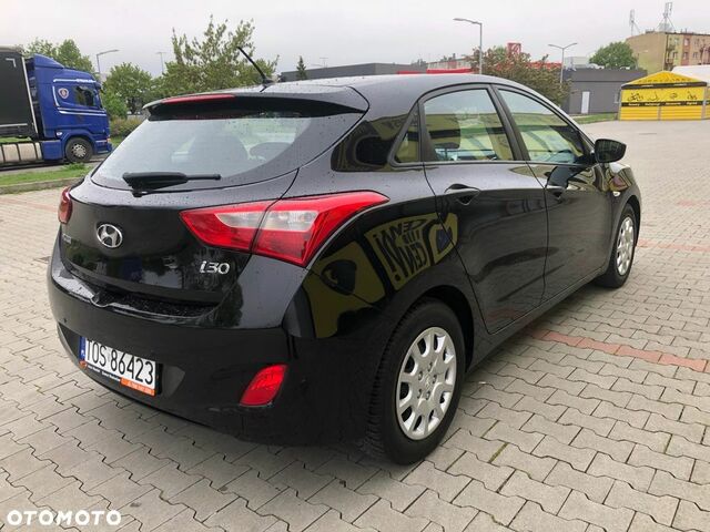 Хендай i30, об'ємом двигуна 1.4 л та пробігом 144 тис. км за 6911 $, фото 11 на Automoto.ua