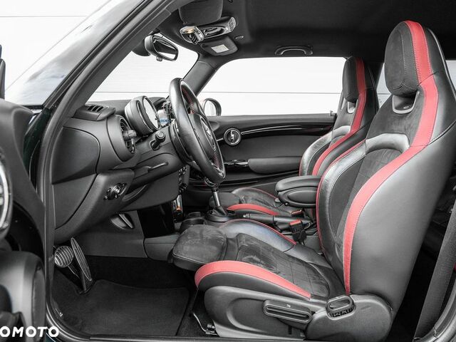 Міні John Cooper Works, об'ємом двигуна 2 л та пробігом 91 тис. км за 20734 $, фото 9 на Automoto.ua