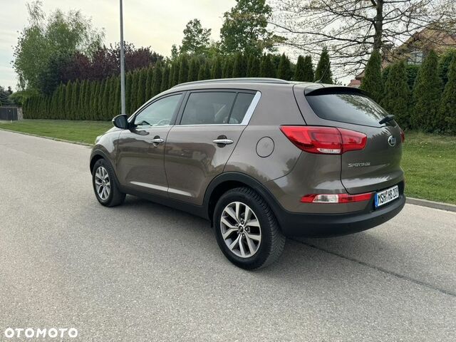 Кіа Sportage, об'ємом двигуна 1.59 л та пробігом 173 тис. км за 10778 $, фото 21 на Automoto.ua