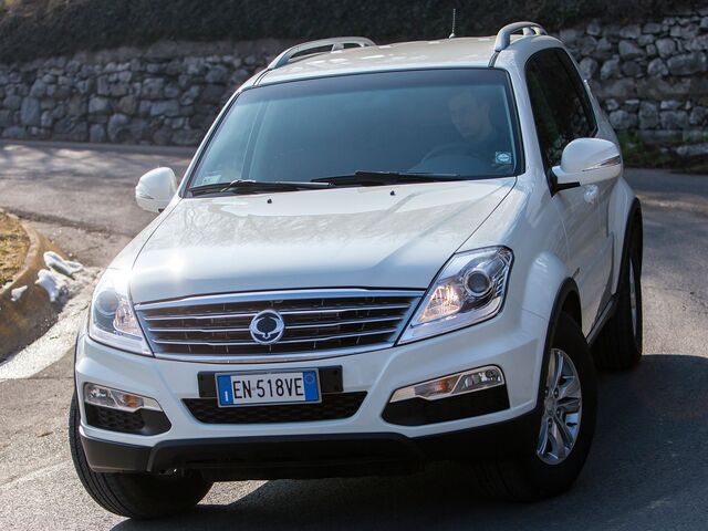 Cанг Йонг Rexton, Позашляховик / Кросовер 2012 - н.в. III (W) 270 XDi AT (165 Hp)