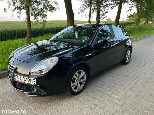 Альфа Ромео Джульетта 2012 в Европе на Automoto.ua Черный Альфа Ромео Джульетта, объемом двигателя 1 л и пробегом 317 тыс. км за 20900 $, фото 1 на Automoto.ua