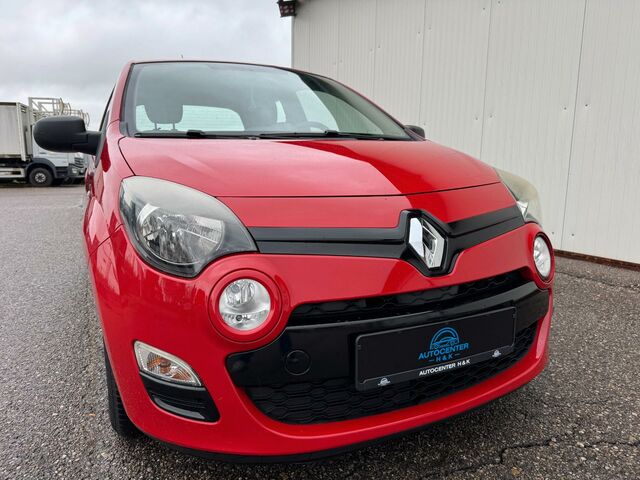 Рено Твинго 2012 в Европе на Automoto.ua Красный Рено Твинго, объемом двигателя 1.15 л и пробегом 50 тыс. км за 4999 $, фото 15 на Automoto.ua