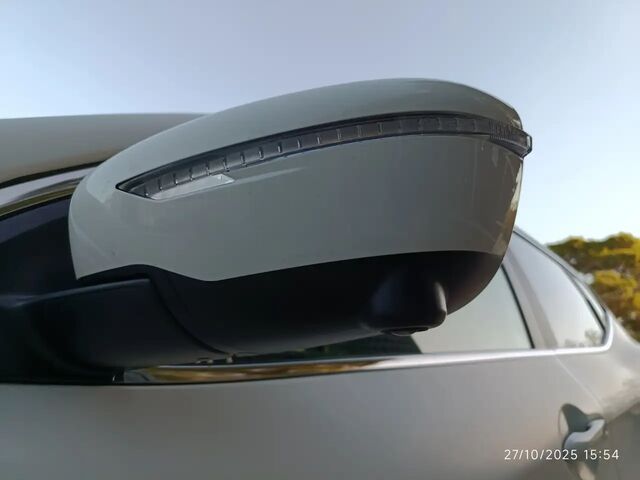 Ниссан Кашкай 2014 в Европе на Automoto.ua Белый Ниссан Кашкай, объемом двигателя 1.46 л и пробегом 201 тыс. км за 11556 $, фото 28 на Automoto.ua