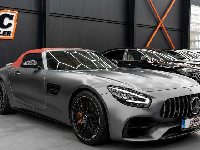 Сірий Мерседес AMG GT, об'ємом двигуна 3.98 л та пробігом 39 тис. км за 138859 $, фото 18 на Automoto.ua