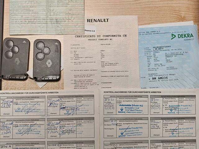 Рено Гранд Эспейс 2012 в Европе на Automoto.ua Серебряный Рено Гранд Эспейс, объемом двигателя 2 л и пробегом 257 тыс. км за 4590 $, фото 27 на Automoto.ua