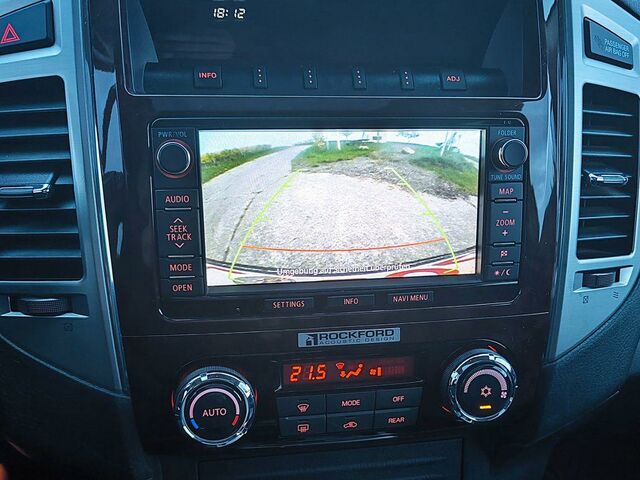 Мицубиси Паджеро 2015 в Европе на Automoto.ua Серебряный Мицубиси Паджеро, объемом двигателя 3.2 л и пробегом 100 тыс. км за 29990 $, фото 11 на Automoto.ua