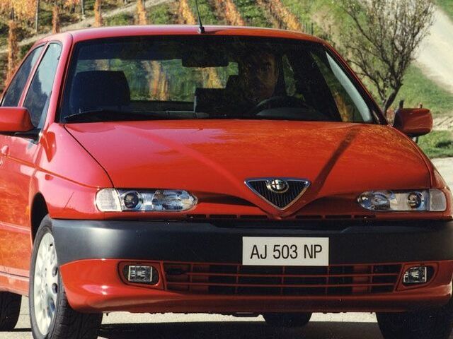 Альфа Ромео 146, Хетчбек 1998 - 2001 Alfa  1.7 i.e. 16V T.S. (144 hp)