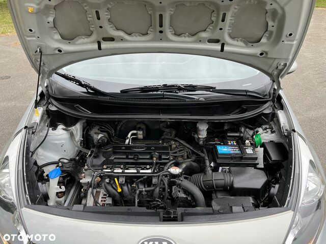 Кіа Ріо, об'ємом двигуна 1.25 л та пробігом 173 тис. км за 5810 $, фото 14 на Automoto.ua