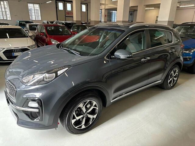 Сірий Кіа Sportage, об'ємом двигуна 1.59 л та пробігом 39 тис. км за 21584 $, фото 2 на Automoto.ua