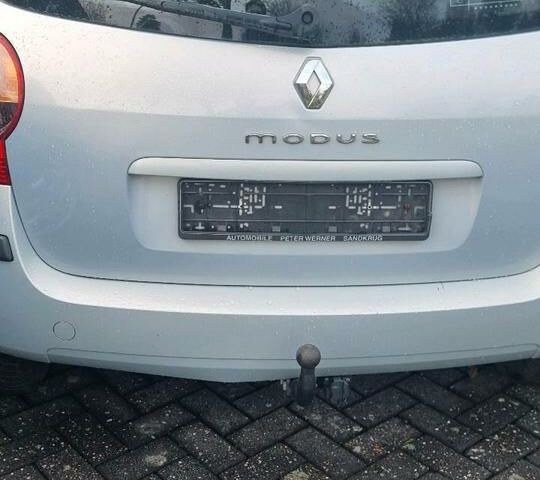 Рено Модус 2006 в Европе на Automoto.ua Рено Модус, объемом двигателя 0 л и пробегом 162 тыс. км за 1850 $, фото 5 на Automoto.ua