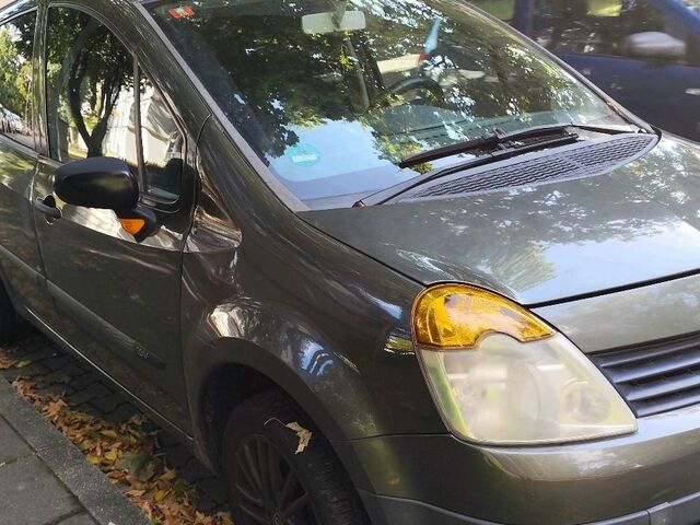 Рено Модус 2025 в Европе на Automoto.ua Коричневый Рено Модус, объемом двигателя 0 л и пробегом 168 тыс. км за 500 $, фото 5 на Automoto.ua