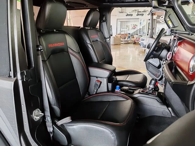 Джип Вранглер 2021 в Европе на Automoto.ua Черный Джип Вранглер, объемом двигателя 2 л и пробегом 47 тыс. км за 68891 $, фото 7 на Automoto.ua