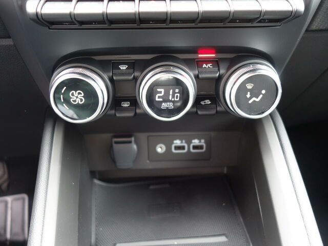 Мицубиси Кольт 2025 в Европе на Automoto.ua Мицубиси Кольт, объемом двигателя 1 л и пробегом 108 тыс. км за 21490 $, фото 12 на Automoto.ua