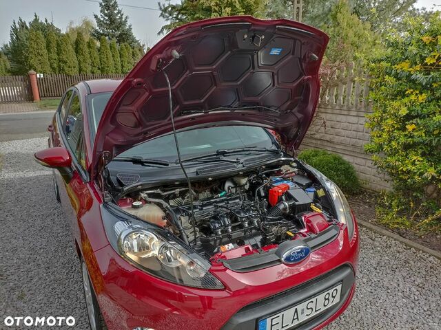 Форд Фиеста, объемом двигателя 1.24 л и пробегом 149 тыс. км за 4708 $, фото 3 на Automoto.ua