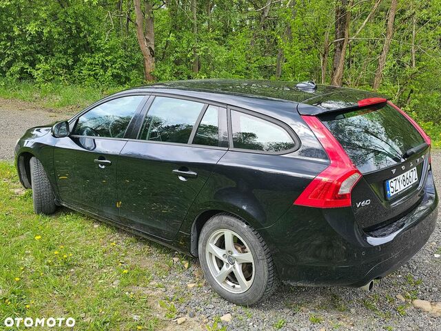 Вольво B60, об'ємом двигуна 1.56 л та пробігом 214 тис. км за 9071 $, фото 3 на Automoto.ua