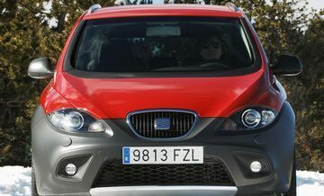 Сеат Алтеа, Внедорожник / Кроссовер 2007 - н.в. Seat  Freetrack 2.0 TDI 2WD AT (136 Hp)