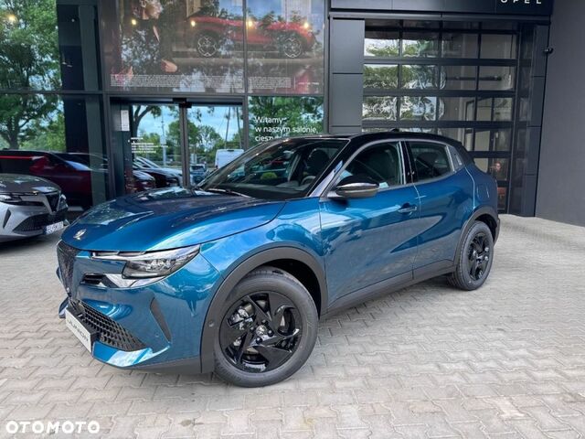 Альфа Ромео Джуниор 2025 в Европе на Automoto.ua Синий Альфа Ромео Джуниор, объемом двигателя 1 л и пробегом 1 тыс. км за 31695 $, фото 2 на Automoto.ua