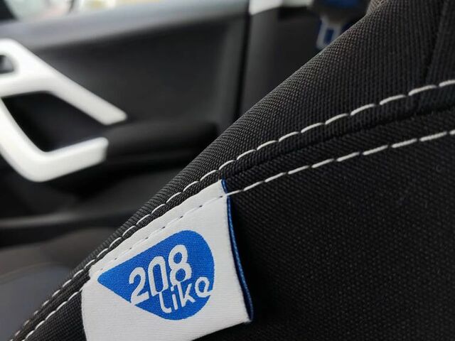 Пежо 208, об'ємом двигуна 1 л та пробігом 100 тис. км за 5400 $, фото 13 на Automoto.ua