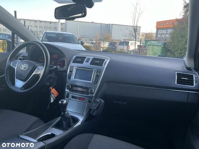 Тойота Авенсіс, об'ємом двигуна 2 л та пробігом 233 тис. км за 7322 $, фото 30 на Automoto.ua