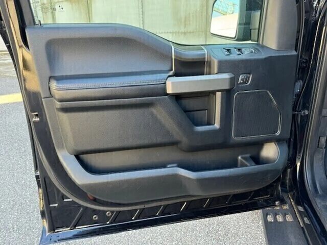 Форд Ф-150 2021 у Європі на Automoto.ua Чорний Форд Ф-150, об'ємом двигуна 3.5 л та пробігом 136 тис. км за 75399 $, фото 13 на Automoto.ua