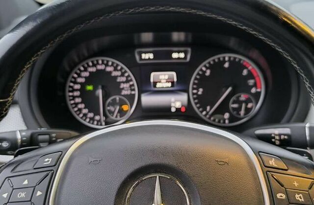 Мерседес Б-класс 2014 в Европе на Automoto.ua Черный Мерседес Б-класс, объемом двигателя 2.14 л и пробегом 237 тыс. км за 12107 $, фото 29 на Automoto.ua
