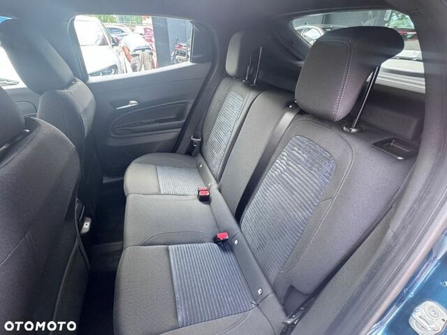 Альфа Ромео Джуниор 2025 в Европе на Automoto.ua Синий Альфа Ромео Джуниор, объемом двигателя 1 л и пробегом 1 тыс. км за 31695 $, фото 13 на Automoto.ua