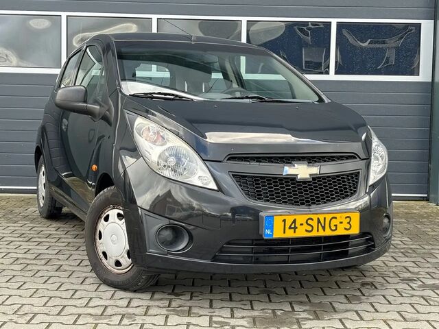 Шевроле Спарк 2011 в Европе на Automoto.ua Черный Шевроле Спарк, объемом двигателя 1 л и пробегом 209 тыс. км за 2627 $, фото 9 на Automoto.ua