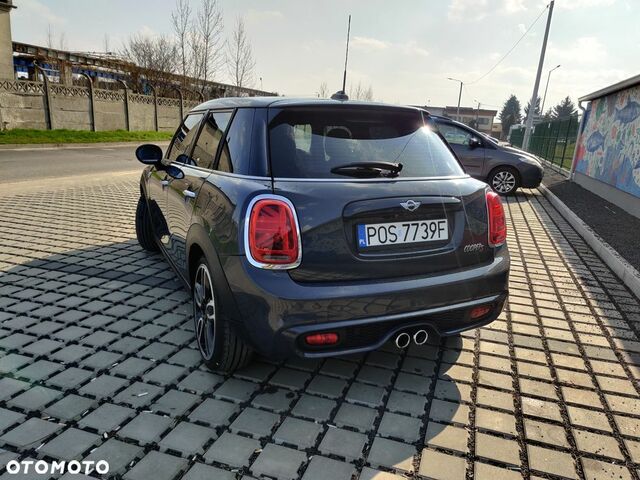 Міні Cooper S, об'ємом двигуна 2 л та пробігом 208 тис. км за 10799 $, фото 7 на Automoto.ua