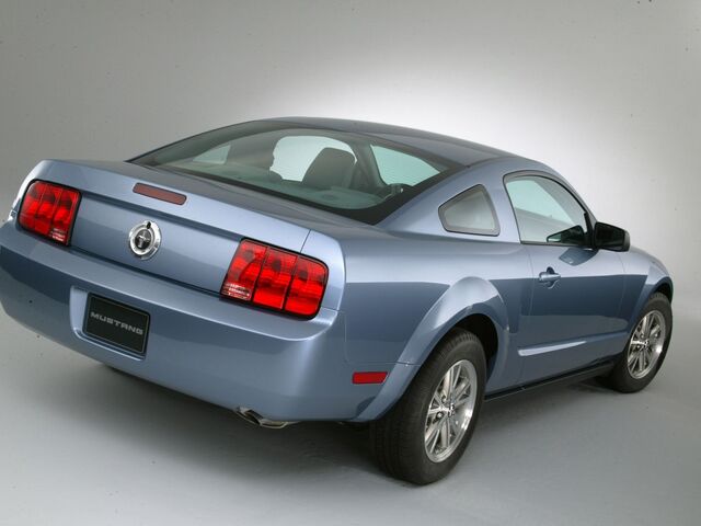 Форд Мустанг, Купе 2004 - 2005 V 4.0 i V6
