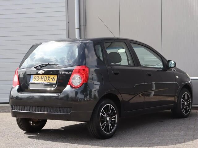 Шевроле Авео 2008 в Европе на Automoto.ua Черный Шевроле Авео, объемом двигателя 1.4 л и пробегом 98 тыс. км за 4024 $, фото 7 на Automoto.ua