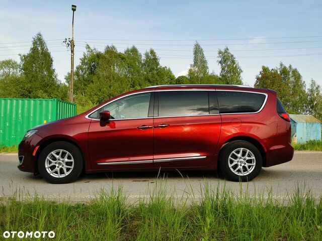 Крайслер Pacifica, об'ємом двигуна 3.61 л та пробігом 140 тис. км за 22462 $, фото 3 на Automoto.ua