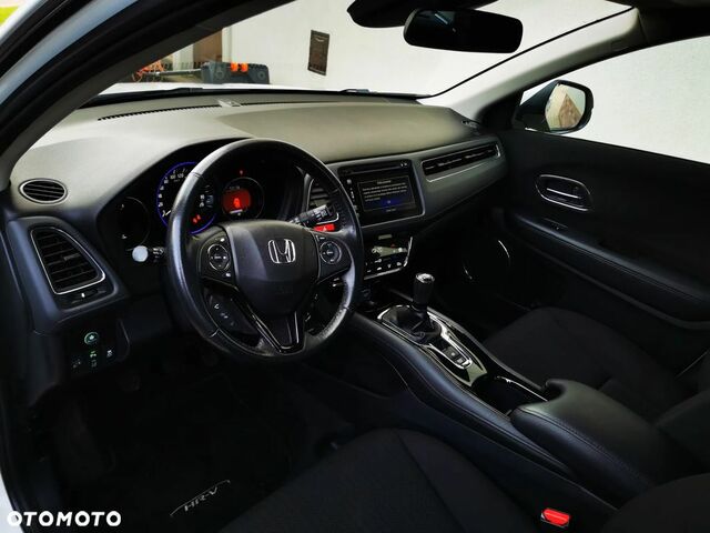 Хонда ХРВ, объемом двигателя 1.5 л и пробегом 99 тыс. км за 12937 $, фото 7 на Automoto.ua
