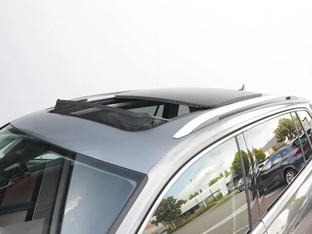 Фольксваген Tiguan Allspace 2024 у Європі на Automoto.ua Сірий Фольксваген Tiguan Allspace, об'ємом двигуна 1.5 л та пробігом 14 тис. км за 52257 $, фото 5 на Automoto.ua