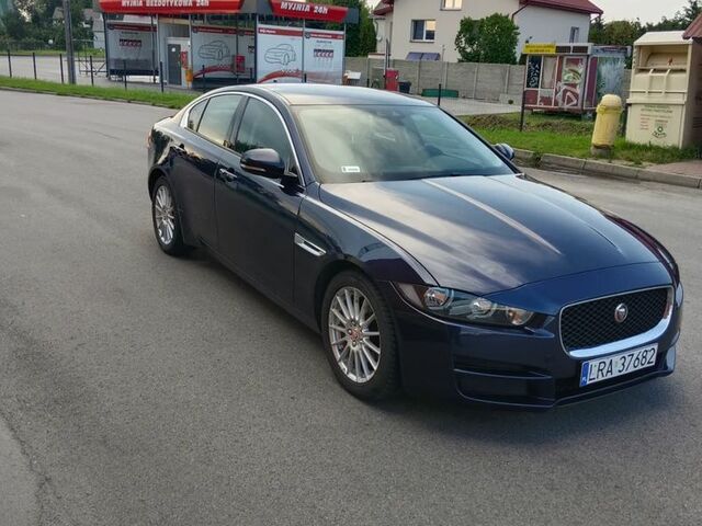 Ягуар XE, об'ємом двигуна 2 л та пробігом 184 тис. км за 7991 $, фото 2 на Automoto.ua