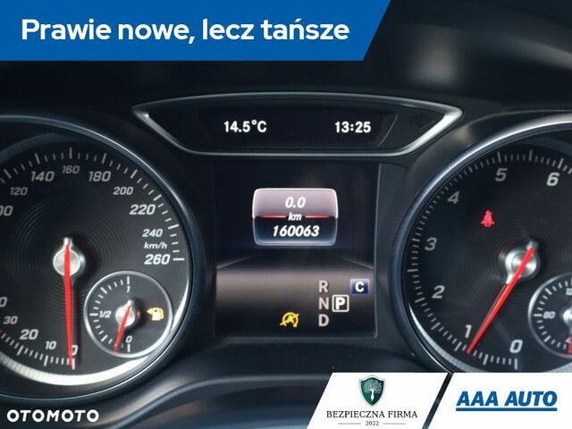 Мерседес ГЛА-Клас 2017 у Європі на Automoto.ua Білий Мерседес ГЛА-Клас, об'ємом двигуна 1 л та пробігом 160 тис. км за 19371 $, фото 11 на Automoto.ua