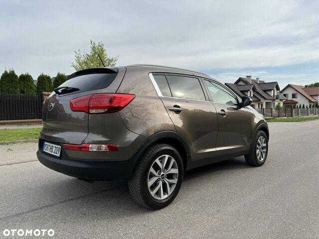 Кіа Sportage, об'ємом двигуна 1.59 л та пробігом 173 тис. км за 10778 $, фото 22 на Automoto.ua