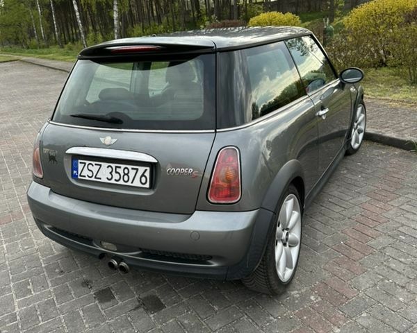 Міні Cooper S, об'ємом двигуна 1.6 л та пробігом 192 тис. км за 2484 $, фото 2 на Automoto.ua