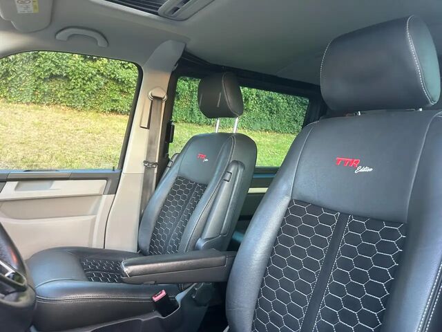 Фольксваген Transporter 2018 у Європі на Automoto.ua Чорний Фольксваген Transporter, об'ємом двигуна 1.97 л та пробігом 187 тис. км за 31431 $, фото 7 на Automoto.ua