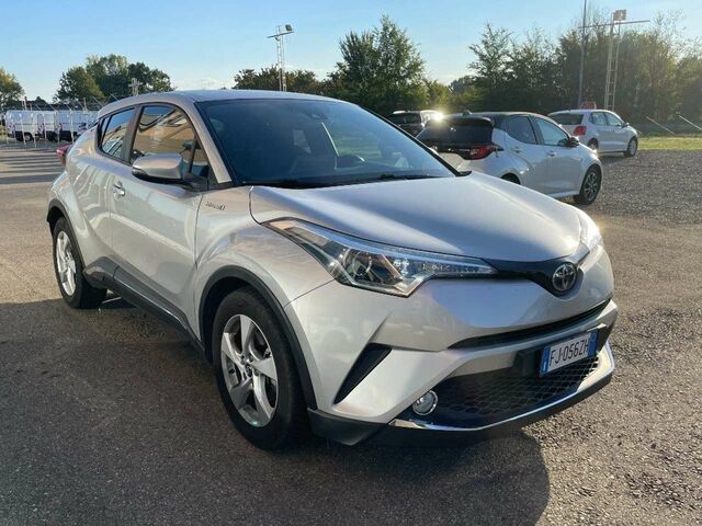 Сірий Тойота C-HR, об'ємом двигуна 1.8 л та пробігом 87 тис. км за 18878 $, фото 5 на Automoto.ua