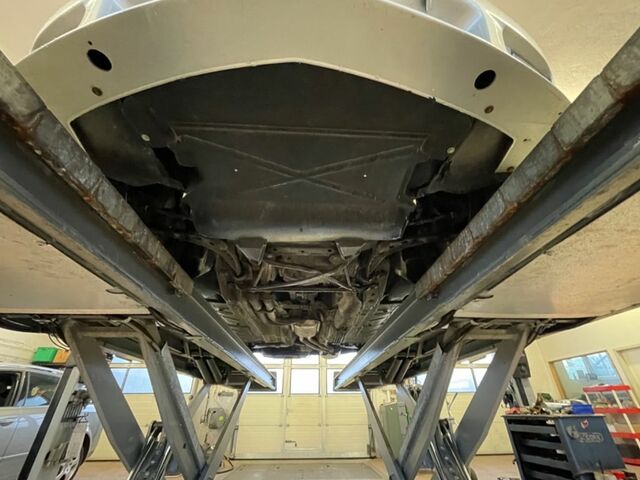 Серый БМВ Зет 3, объемом двигателя 2.17 л и пробегом 106 тыс. км за 17151 $, фото 12 на Automoto.ua