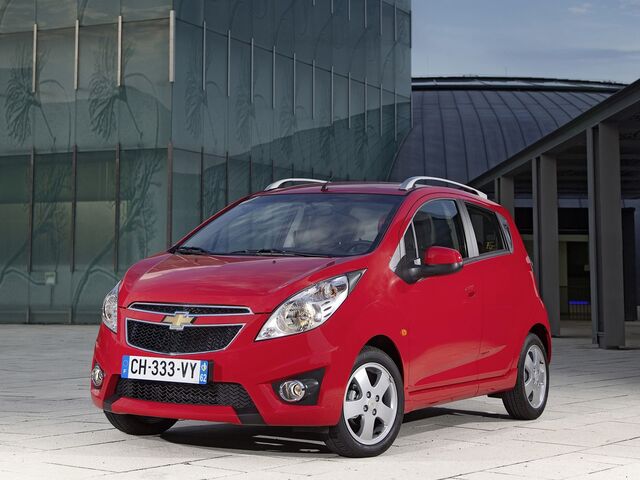 Шевроле Спарк, Хэтчбек 2010 - н.в. 1,2 i (81 Hp)