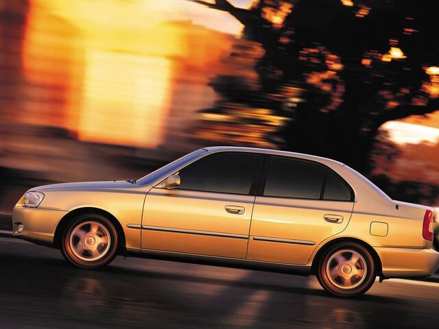 Хендай Акцент, Седан 1999 - н.в. II 1.6 i 16V
